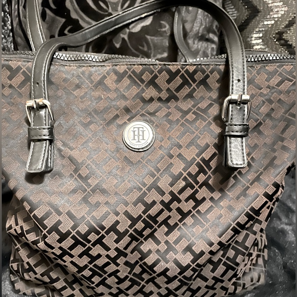 Tommy Hilfiger Leather Tote Bags for Women